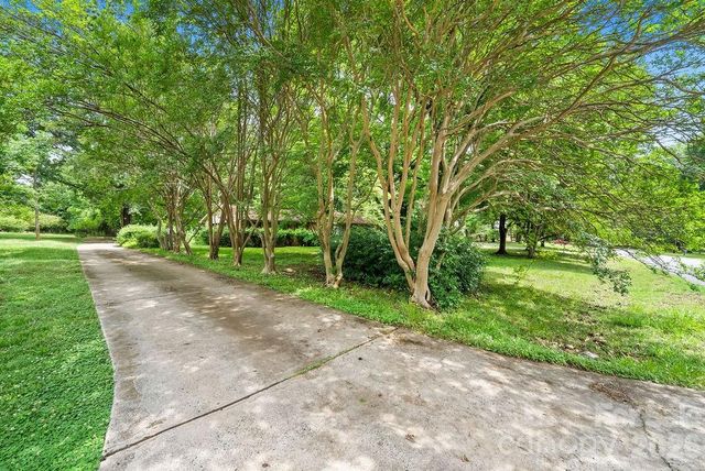4014 Peggy Lane, Mint Hill, NC 28227