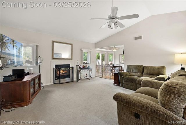4713 Desert Bridge Court, Highland Charter Township, MI 48356