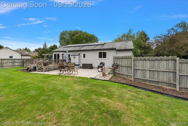 4713 Desert Bridge Court, Highland Charter Township, MI 48356