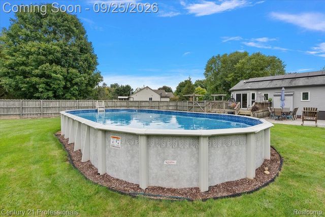 4713 Desert Bridge Court, Highland Charter Township, MI 48356