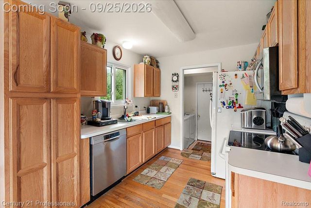 4713 Desert Bridge Court, Highland Charter Township, MI 48356