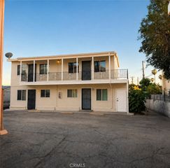 3626 E Colorado Boulevard 19, Pasadena, CA 91107