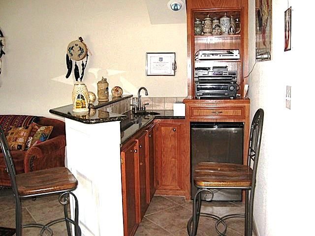 2552 Connie DR, Canyon Lake, TX 78133