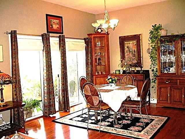 2552 Connie DR, Canyon Lake, TX 78133
