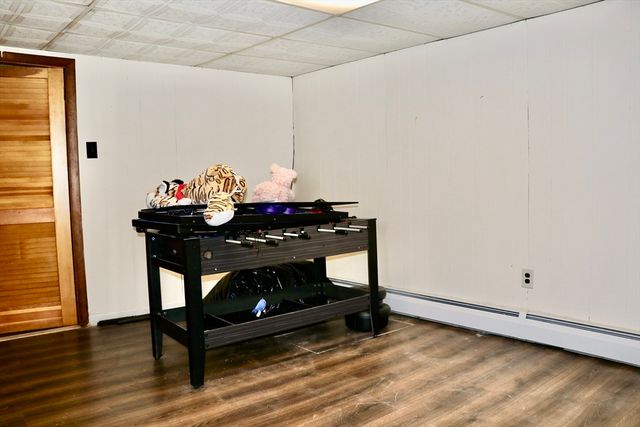 56 Loxwood St, Worcester, MA 01604