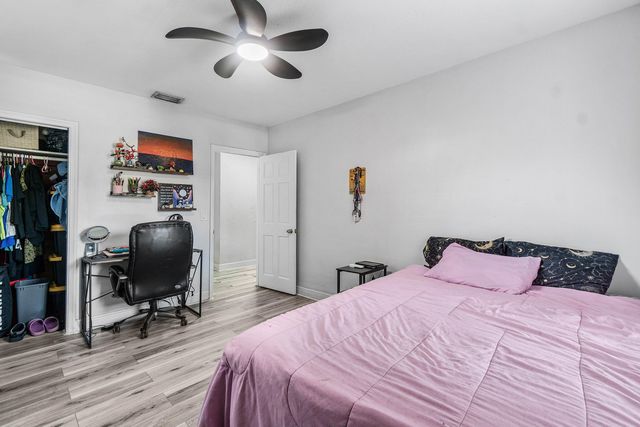 512 36th Street, West Palm Beach, FL 33407