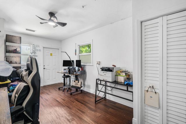 512 36th Street, West Palm Beach, FL 33407