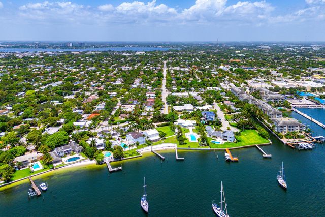512 36th Street, West Palm Beach, FL 33407