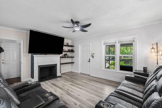 512 36th Street, West Palm Beach, FL 33407