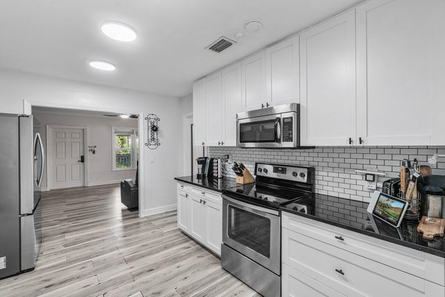 512 36th Street, West Palm Beach, FL 33407