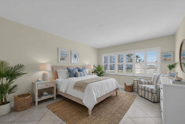 8 GLENCOE PLACE 105, Dunedin, FL 34698