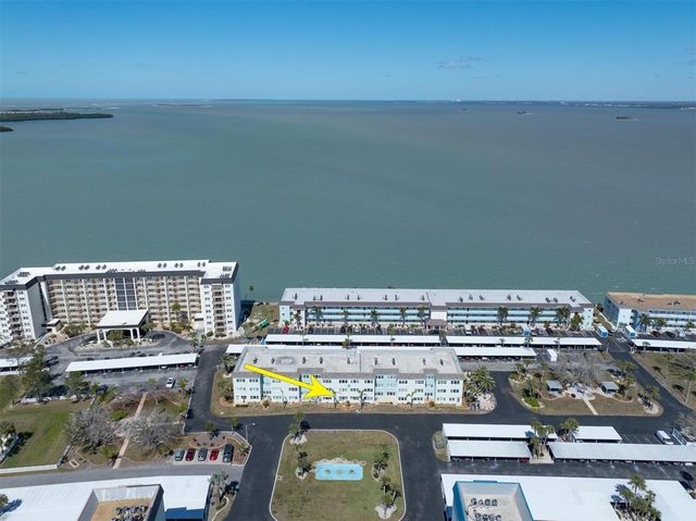 8 GLENCOE PLACE 105, Dunedin, FL 34698