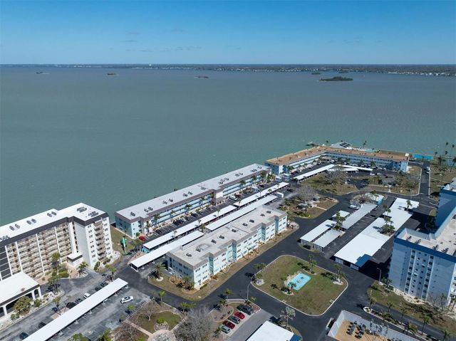 8 GLENCOE PLACE 105, Dunedin, FL 34698