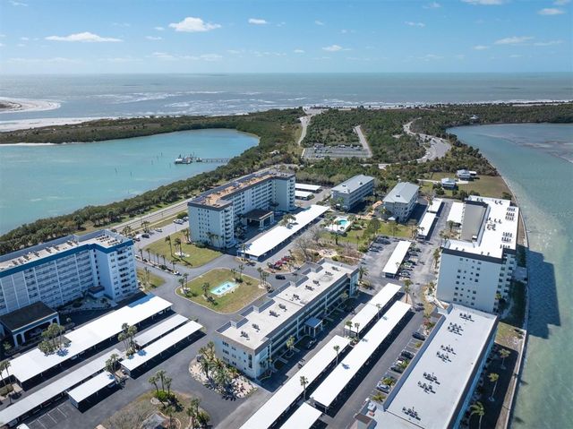 8 GLENCOE PLACE 105, Dunedin, FL 34698