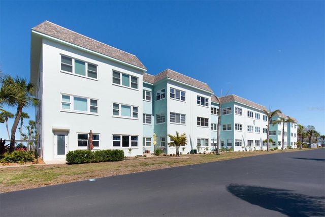 8 GLENCOE PLACE 105, Dunedin, FL 34698