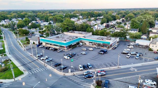 40 Hendrickson Avenue, Lynbrook, NY 11563