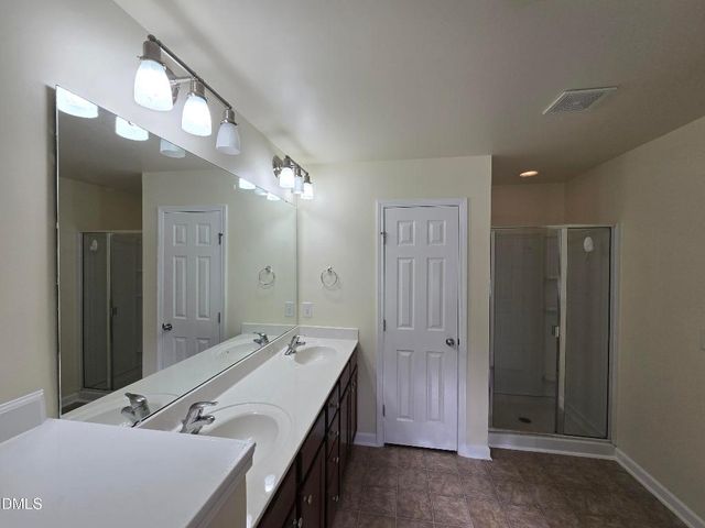 912 Garden Square Lane, Morrisville, NC 27560