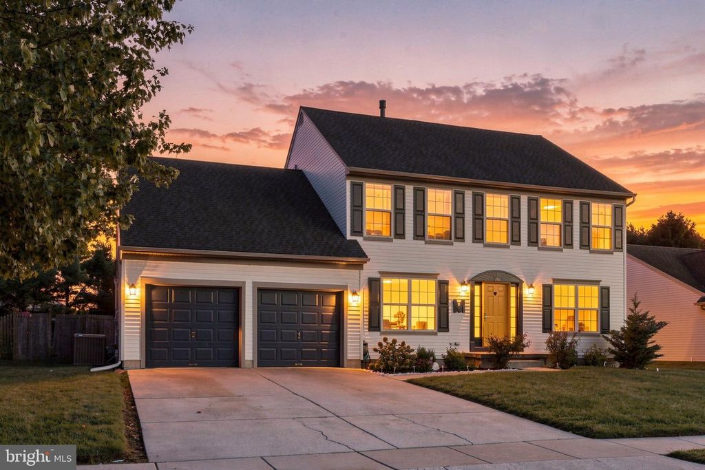 4 W KENNEDY DR, Clementon, NJ 08021 — exterior