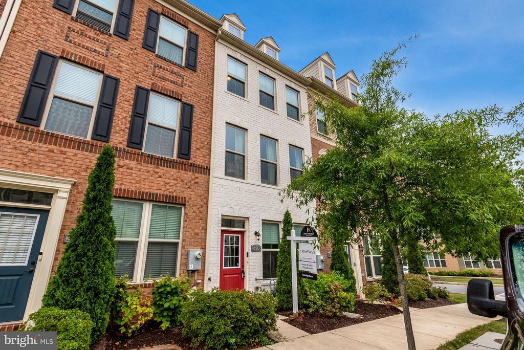 3706 JAMISON ST NE, Washington, DC 20018