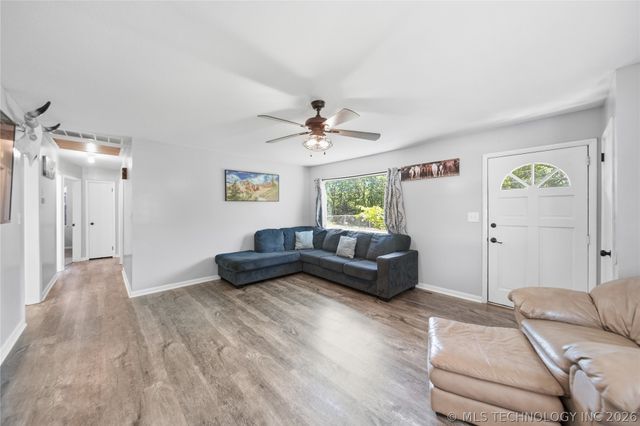 14107 E 480 Road, Claremore, OK 74017