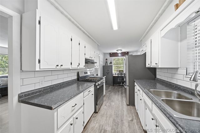 14107 E 480 Road, Claremore, OK 74017