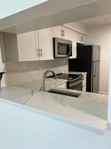 735 NW 91st Terrace, Plantation, FL 33324