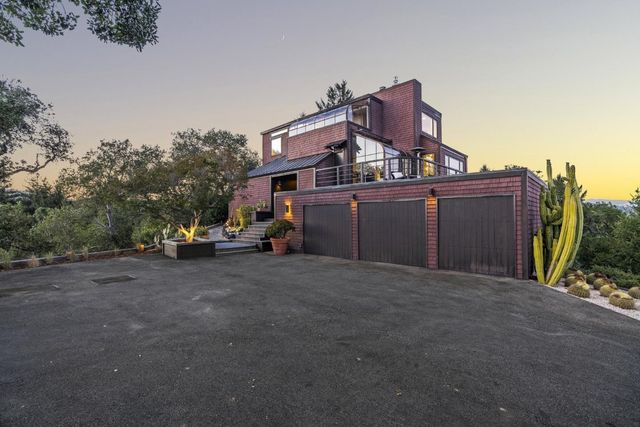 400 Endlich Drive, Santa Cruz, CA 95060