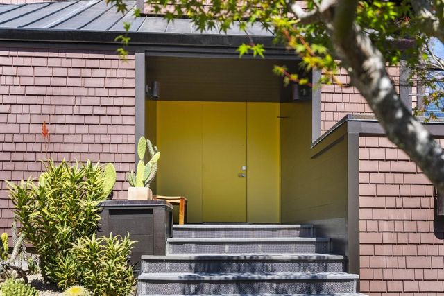 400 Endlich Drive, Santa Cruz, CA 95060