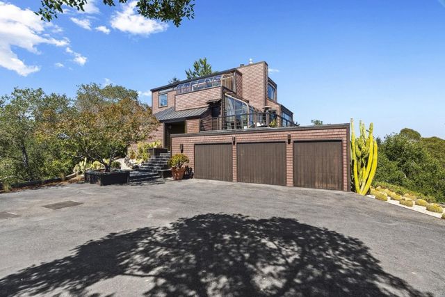 400 Endlich Drive, Santa Cruz, CA 95060