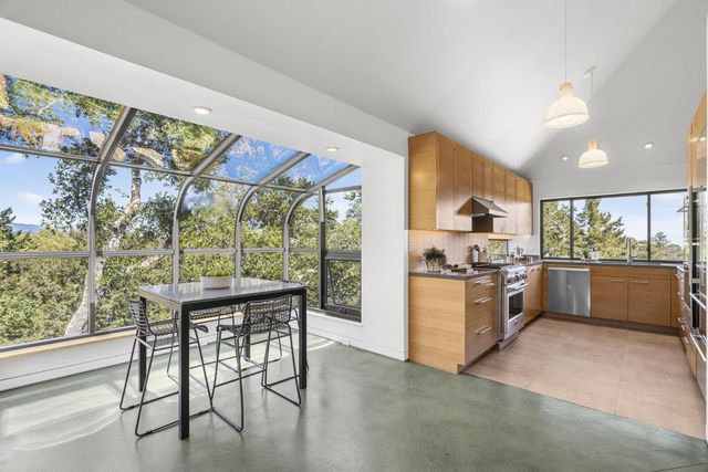 400 Endlich Drive, Santa Cruz, CA 95060