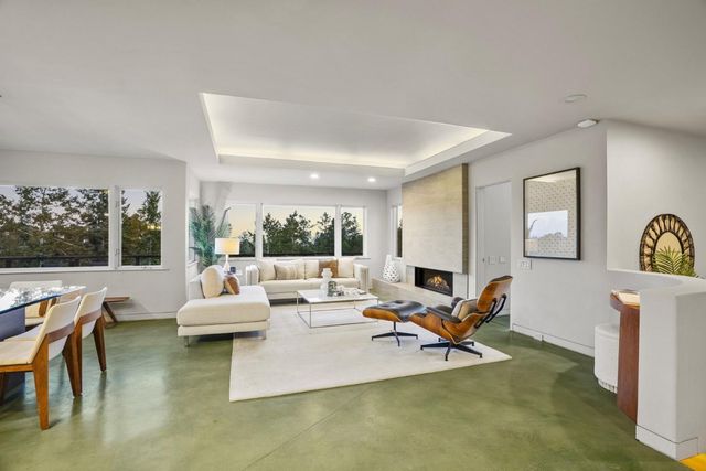 400 Endlich Drive, Santa Cruz, CA 95060