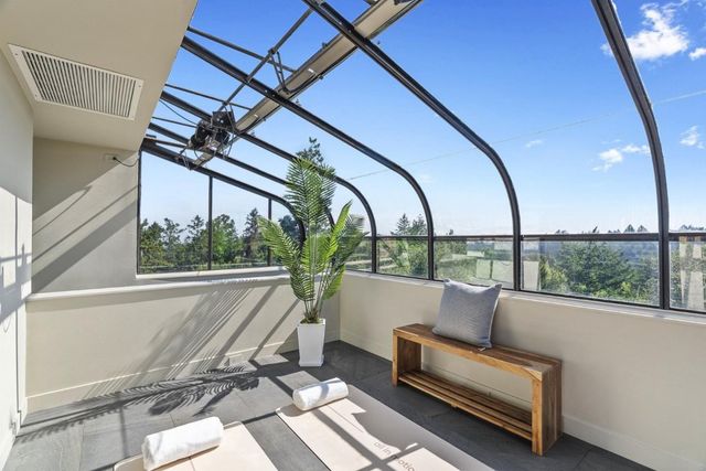 400 Endlich Drive, Santa Cruz, CA 95060