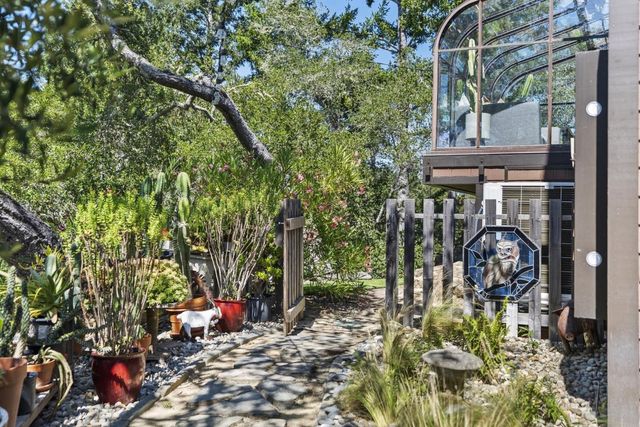 400 Endlich Drive, Santa Cruz, CA 95060
