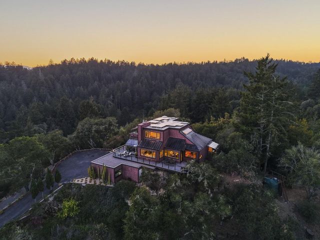 400 Endlich Drive, Santa Cruz, CA 95060