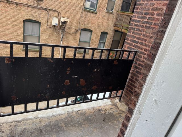 4363 N Kenmore Avenue 209, Chicago, IL 60613