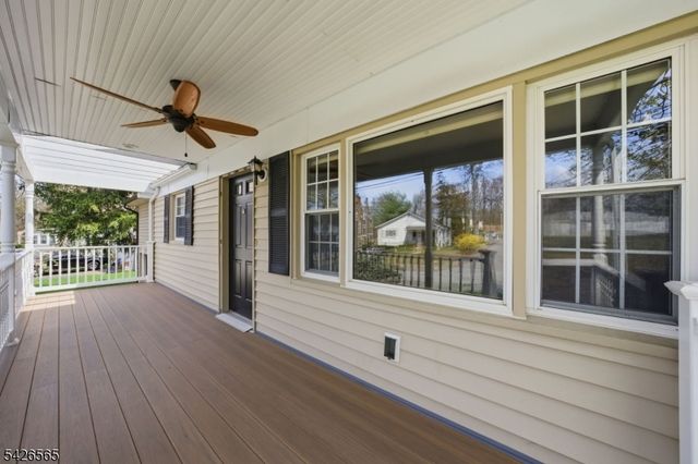 54 Richwood Pl, Denville Twp., NJ 07834