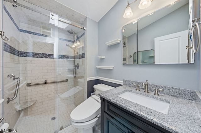 54 Richwood Pl, Denville Twp., NJ 07834