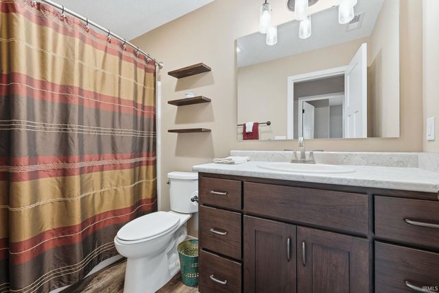 7179 Wolfsboro Lane, Fort Wayne, IN 46835