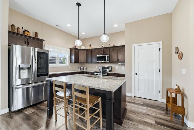 7179 Wolfsboro Lane, Fort Wayne, IN 46835