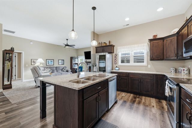 7179 Wolfsboro Lane, Fort Wayne, IN 46835