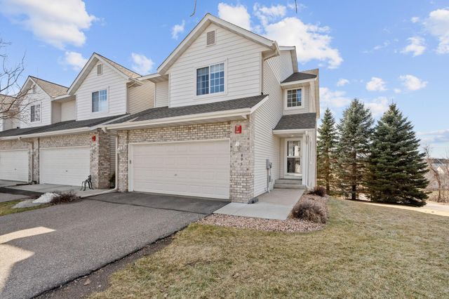 495 Pleasant Court, Chaska, MN 55318