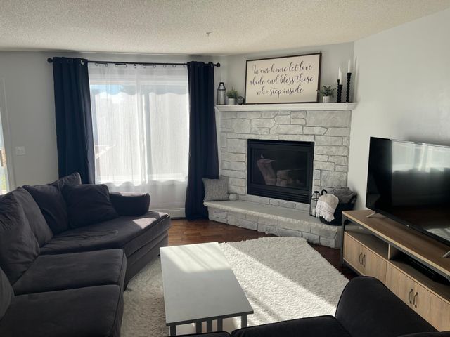 495 Pleasant Court, Chaska, MN 55318