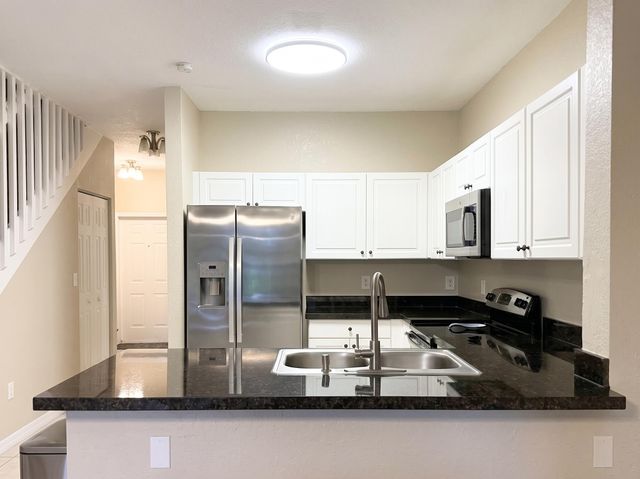 7843 CATALINA Circle, Tamarac, FL 33321