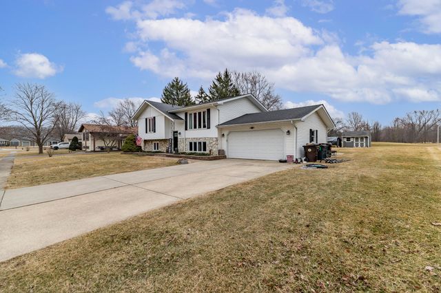 5309 W 153rd Place, Lowell, IN 46356