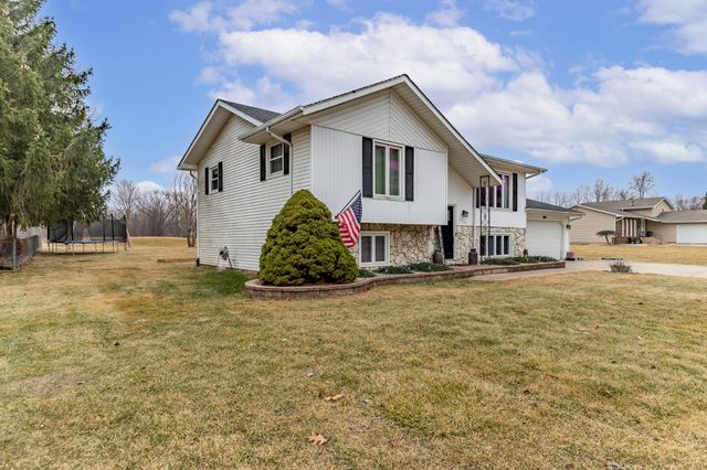 5309 W 153rd Place, Lowell, IN 46356