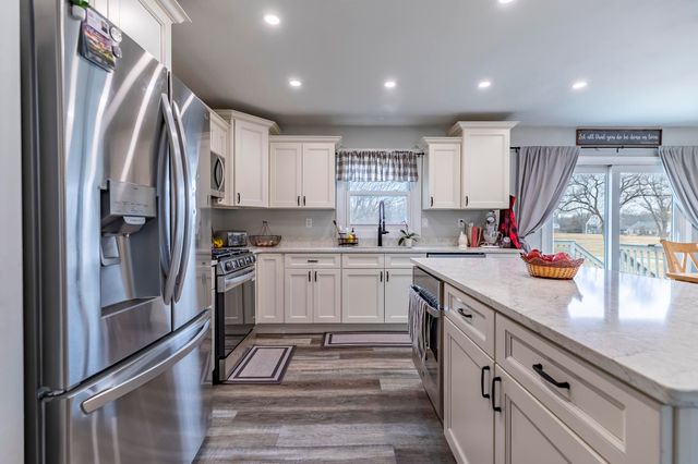 5309 W 153rd Place, Lowell, IN 46356