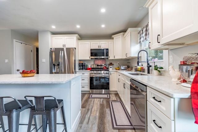 5309 W 153rd Place, Lowell, IN 46356