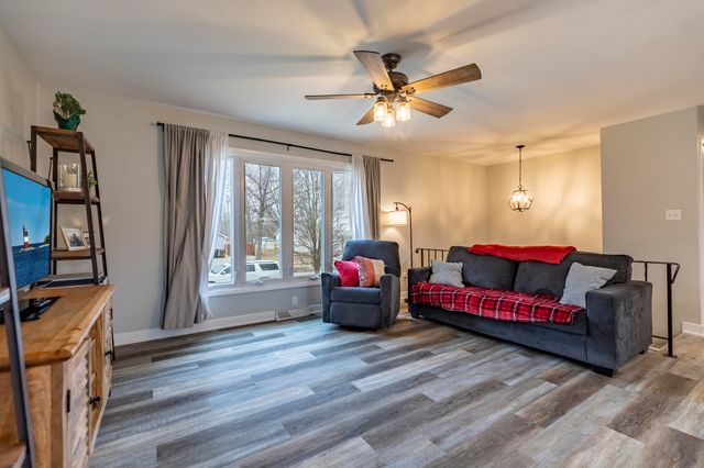 5309 W 153rd Place, Lowell, IN 46356