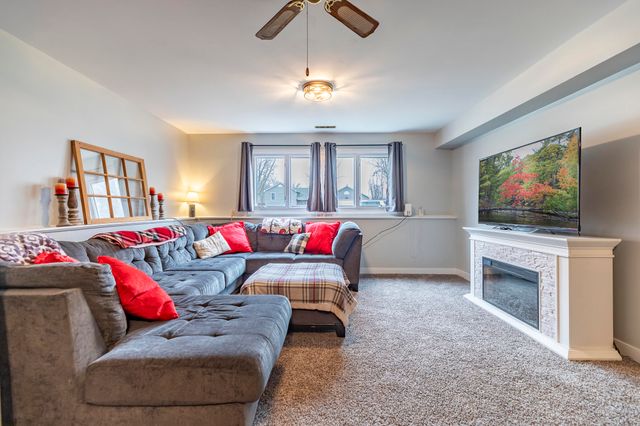 5309 W 153rd Place, Lowell, IN 46356