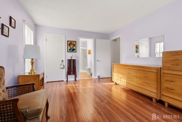 401 Danbury Lane, East Brunswick, NJ 08816